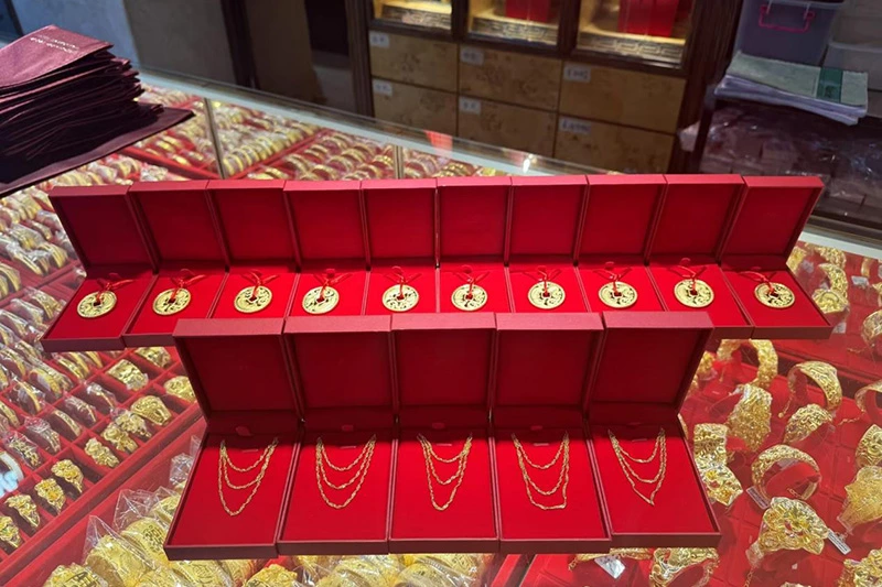 Celebrating Dedication: Our Factory Launches The Gold Incentive Program