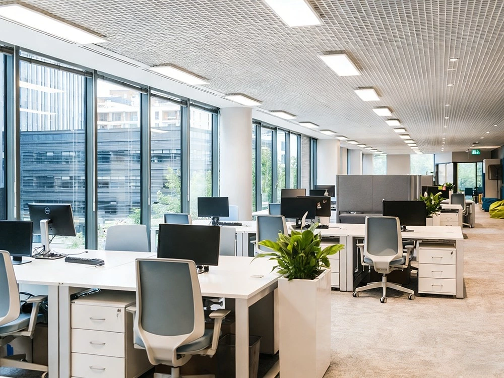 Service & Communication — We Make Collaboration Easy